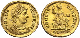 Gratian (367-383), Solidus, Constantinopolis, AD 378-383 AV (g 4,38 mm 21 h 6) D N GRATIA - NVS P F AVG, diademed, draped and cuirassed bust r., Rv. C...