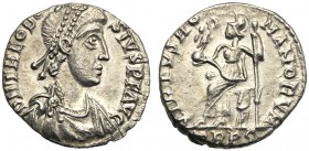 Theodosius I (379-395), Siliqua, Treveri, AD 379 - 383 AR (g 1,87 mm 17 h 12) D N THEODO - SIVS P F AVG, diademed, draped and cuirassed bust r., Rv. V...