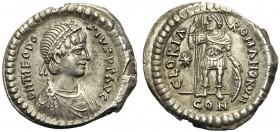 Theodosius II (408-450), Heavy Miliarense, Constantinopolis, AD 408-420 AR (g 4,33 mm 21 h 6) D N THEODO - SIVS P F AVG, diademed, draped and cuirasse...