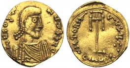 Constantinus IV (668-685), Tremissis, Syracuse, 679-691 AV (g 1,34 mm 14 h 6) d N CONSTANtiN hp, diademed and draped bust r., Rv. VICTORIA AVgH (I bet...