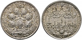 Augsburg
Silberne Ratsmedaille (Regimentstaler) 1626 von D. Stadler. In von Arabesken umgebenen Oval­schildern die Wappen der beiden Stadtpfleger Imh...
