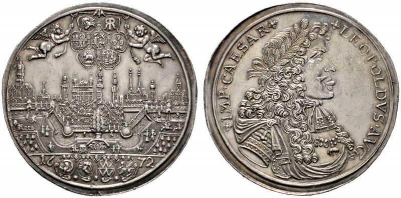 Augsburg
Silberne Ratsmedaille (1 1/4 Regimentstaler) 1672 unsigniert. Stadtans...