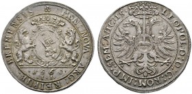 Bremen
Taler 1660 (aus 1650). Der von zwei einwärts blickenden Löwen gehaltene, gekrönte und verzierte Stadt­schild, darunter die Jahreszahl sowie di...
