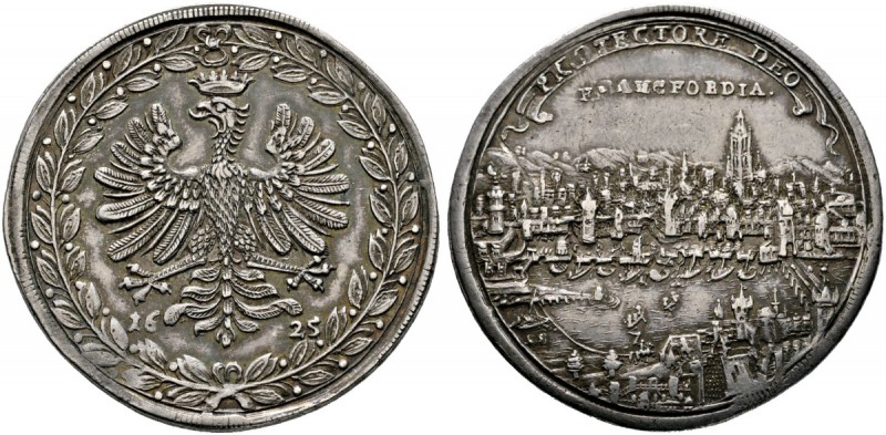Frankfurt/Main
Silbermedaille (Schautaler) 1625. In einem Lorbeerkranz der gekr...