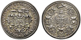Regensburg
Silbermedaille (1/4 Schautaler) 1641 unsigniert, auf den Reichstag zu Regensburg und den Friedens­wunsch. Taube mit Zweig im Schnabel über...