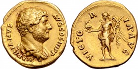 Hadrian AV Aureus.