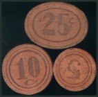 Conjunto de 3 monedas-cartón (5 cts, 10 cts y 25 cts), utilizadas en la época de la Guerra Civil con forma de moneda (no somos capaces de atribuir el ...