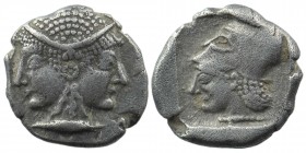 Mysia. Lampsakos 500-450 BC. Diobol AR
Janiform female heads.
Rev: Helmeted head of Athena left within incuse square.
Baldwin, Lampsakos, Group A, I, ...