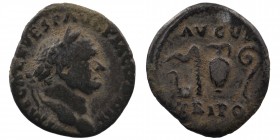 Vespasian (69-79 AD), AR Denarius,
laureate head right,
Rev: tripot simpulum, sprinkler, jug and lituus 
(RSC 43; RIC 30)
3,01 gr. 17 mm