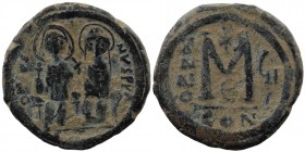Justin II, with Sophia. 565-578.AE Follis Constantinople mint
14,97 gr. 31 mm