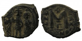Early Caliphate. 636-660. AE follis Contemporary Imitation of a Follis of Heraclius (610-641)
5,21 gr. 23 mm