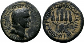 PHRYGIA. Apameia. Vespasian , (69-79 AD). AE Bronze. AYTOKPATΩP KAIΣAP ΣEBAΣTOΣ OYEΣΠΑΣIANOΣ Laureate head of Vespasian to right / EΠΙ ΠΛΑΝΚΙΟΥ ΟΥΑΡΟΥ...