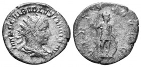 Volusianus (251-253 AD). AR Antonianus

Condition: Very Fine

Weight: 4.4 gr
Diameter: 22 mm
