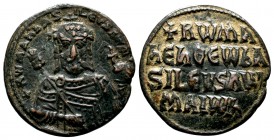 Romanus I Lecapenus AD 920-944. Constantinople Follis Æ. +RWMAh bASILEVS RWM, crowned, bearded, facing bust of Romanus, wearing chlamys, holding labar...