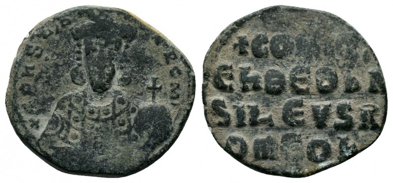 Constantine VII, AE Follis. 913-959 AD. Constantinople mint. CONST bASIL ROM, cr...