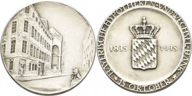 Banken
 Silbermedaille 1935 (Bayerisches Hauptmünzamt) 100-jähriges Bestehen der bayerischen Hypotheken- und Wechselbank am 15. Oktober 1935. Bankgeb...