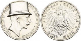 Preußen
Wilhelm II. 1888-1918 3 Mark 1911 A Spottmedaille mit aufgelötetem Hut Jaeger zu 103 Sehr schön