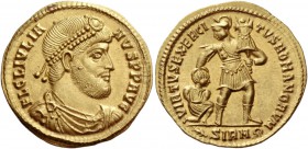 Julian II augustus, 360 – 363. Solidus, Sirmium 361-363, AV 4.48 g. FL CL IVLIA – NVS P P AVG Pearl-diademed, draped and cuirassed bust r., with mediu...