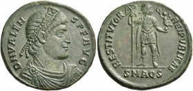 Valens, 364 – 378. Æ 1, Aquileia 364-367, Billon 8.53 g. D N VALEN – S P F AVG Pearl-diademed and cuirassed bust r. Rev. RESTITVTOR – REIPVBLICAE Empe...
