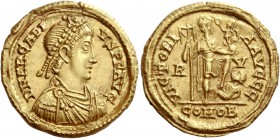 Arcadius, 383 – 408. Solidus, Ravenna 402-408, AV 4.44 g. D N ARCADI – VS P F AVG Pearl-diademed, draped and cuirassed bust r. Rev. VICTORI – AAVGGG E...