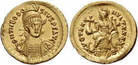 Theodosius II, 408 – 450. Solidus, Constantinopolis 430-440, AV 4.46 g. D N THEODO – SIVS P F AVG Helmeted, pearl-diademed and cuirassed bust facing t...
