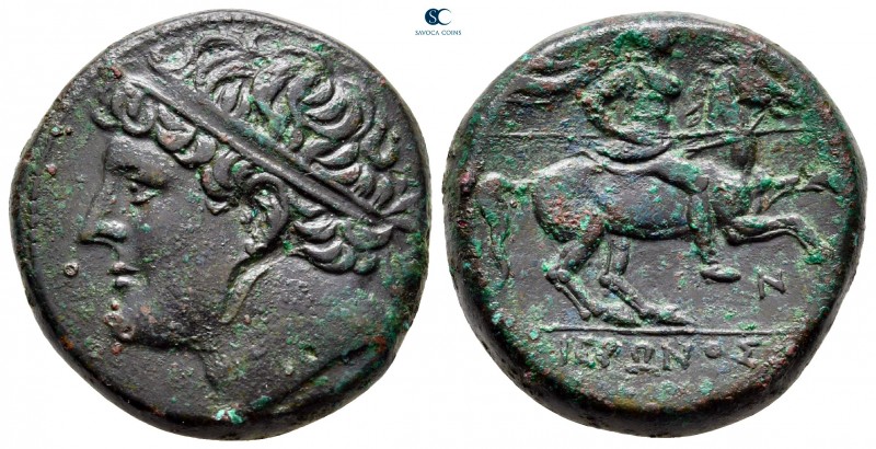 Sicily. Syracuse. Hieron II 275-215 BC. 
Bronze Æ

26 mm., 18,21 g.



ve...