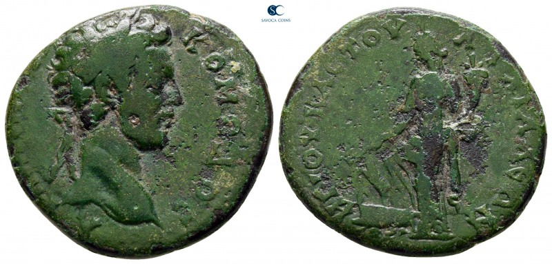 Thrace. Anchialos. Commodus AD 180-192. 
Bronze Æ

28 mm., 10,41 g.



ve...