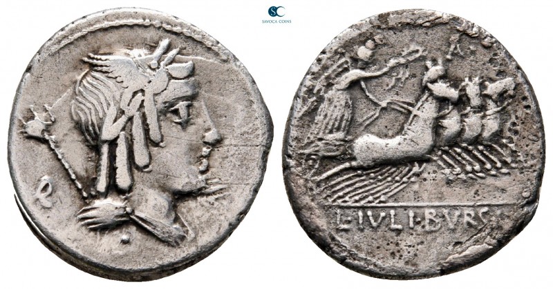 L. Julius Bursio 85 BC. Rome
Denarius AR

19 mm., 3,76 g.



very fine