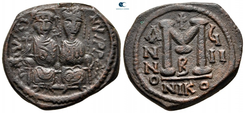 Justin II and Sophia AD 565-578. Nikomedia
Follis Æ

30 mm., 13,74 g.



...