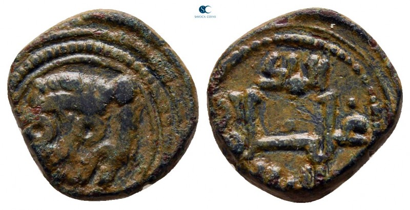 William II (the Good) AD 1166-1189. Sicily
Follaro Æ

13 mm., 2,07 g.



...