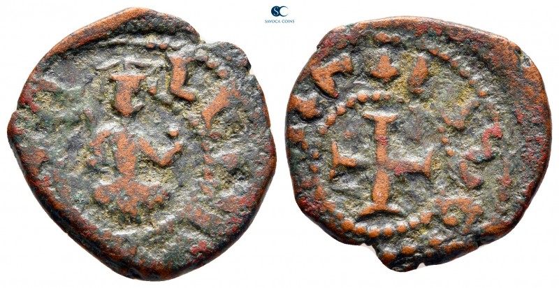 Hetoum II AD 1289-1293. Royal
Kardez Æ

21 mm., 3,41 g.



very fine