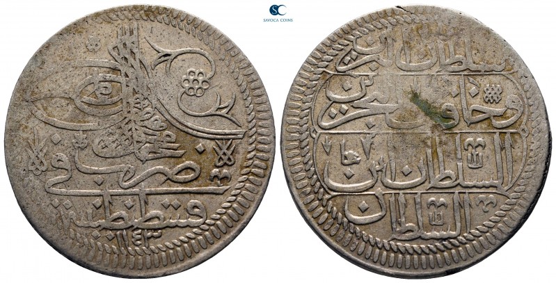 Turkey. Qustantînîya (Constantinople). Mahmud I AD 1730-1754.
Yirmilik AR

34...