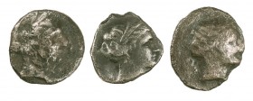 Hispania Antigua. Lote de 3 dracmas de Emporiton (Sant Martí d'Empúries), uno tipo ACIP. 212. A examinar. BC/BC+.