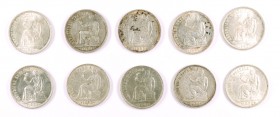 1933*34. II República. 1 peseta. (AC. 349). Lote de 10 monedas. A examinar. MBC/MBC+.