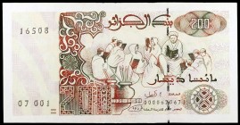 1992. Argelia. Banco de Argelia. 200 dinars. (Pick 138). Escuela coránica. S/C.
