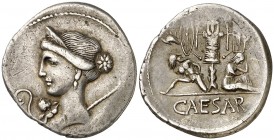 (44 a.C.). Julio César. Denario. (Spink 1405) (S. 14) (Craw. 468/2). 3,85 g. MBC+.