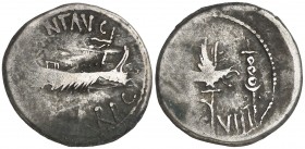 (32-31 a.C.). Marco Antonio. Denario. (Spink 1479 var) (S. 35) (Craw. 544/21). 3,62 g. Ex Colección Lifchuz. BC+.