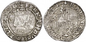 Ferran II (1479-1516). Nápoles. 1 carlino. (Cru.V.S. 1289) (Cru.C.G. 3189) (MIR. 116/1). 3,45 g. La G de G(RACIA) tumbada. Ligeramente doblada. Ex Col...