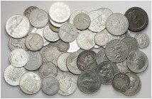 Lote de 231 monedas de diferentes países y épocas en diversos valores y metales. Algunas en plata y tamaño "duro". Imprescindible examinar. BC/Proof....