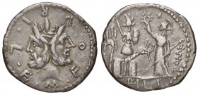 ROMANE REPUBBLICANE - FURIA - M. Furius L. f. Philus (119 a.C.) - Denario - Testa di Giano /R Roma incorona un trofeo alla cui base vi sono due scudi ...