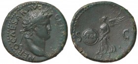 ROMANE IMPERIALI - Nerone (54-68) - Asse - Testa a d. /R La Vittoria in volo a s. con scudo C. 302; RIC 543 (AE g. 11,19)
qSPL