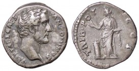 ROMANE IMPERIALI - Antonino Pio (138-161) - Denario - Testa a d. /R La Pietà stante a s. sacrificante presso un altare RIC 452a (AG g. 3,32)
BB+