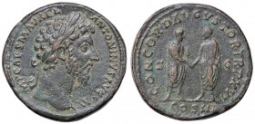 ROMANE IMPERIALI - Marco Aurelio (161-180) - Sesterzio - Busto laureato a d /R Marco Aurelio e Lucio Vero affrontati si danno la mano C. 51 (AE g. 27,...