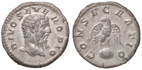 ROMANE IMPERIALI - Settimio Severo (193-211) - Denario - Testa a d. /R Aquila su globo con testa a s. C. 84; RIC 191c (AG g. 3,44)
qSPL