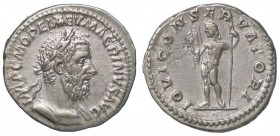ROMANE IMPERIALI - Macrino (217-218) - Denario - Busto laureato, corazzato e drappeggiato a d. /R Giove stante a s. con fulmine e scettro RIC 73 (AG g...