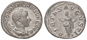 ROMANE IMPERIALI - Gordiano III (238-244) - Denario - Busto laureato e drappeggiato a d. /R La Pietà stante a s. con le mani alzate C. 186; RIC 129 (A...