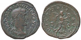 ROMANE IMPERIALI - Filippo I (244-249) - Sesterzio - Busto laureato e drappeggiato a d. /R La Vittoria andante a d. con corona e palma C. 228 (AE g. 2...