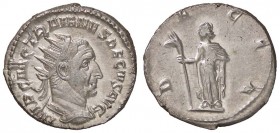 ROMANE IMPERIALI - Traiano Decio (249-251) - Antoniniano - Busto radiato e drappeggiato a d. /R La Dacia stante a s. con bastone sormontato da testa d...