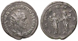 ROMANE IMPERIALI - Traiano Decio (249-251) - Antoniniano - Busto radiato e corazzato a d. /R Le Pannonie velate, stanti ognuna con un'insegna militare...