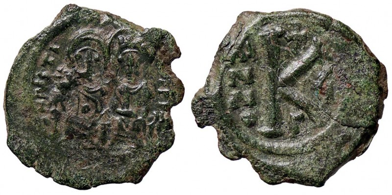 BIZANTINE - Giustino II (565-578) - Mezzo follis - Giustino e Sofia seduti di fr...